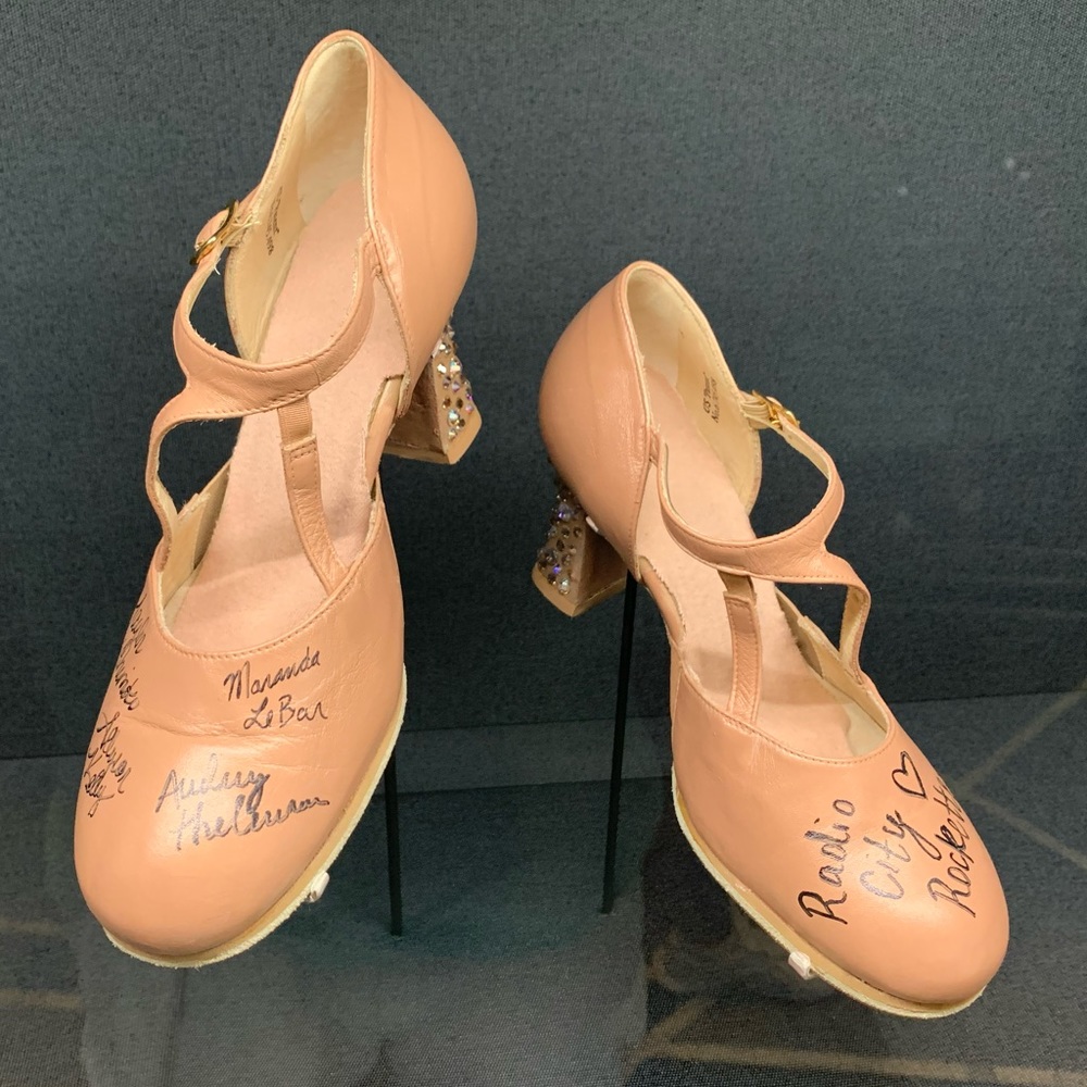 Meet your Posher, Cesar